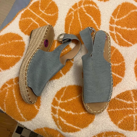 Wedges - Picture 3 of 5